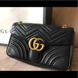 Gucci marmont. Medium. 2nd owner. Very clean.